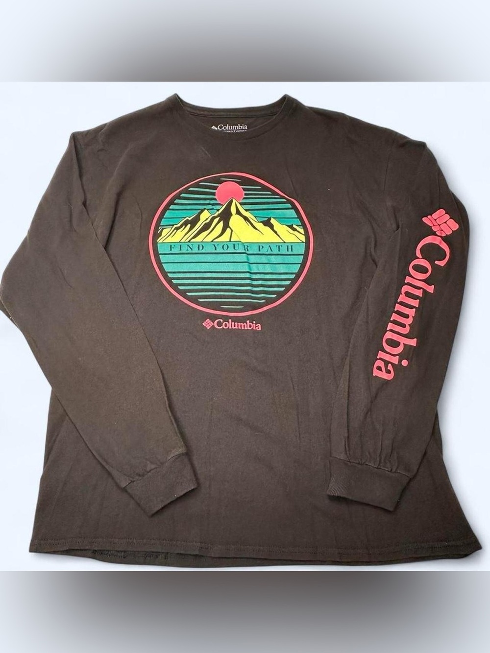 Colombia Mens Long Sleeve Black Crewneck Shirt Find Your Path Mountain Circle L